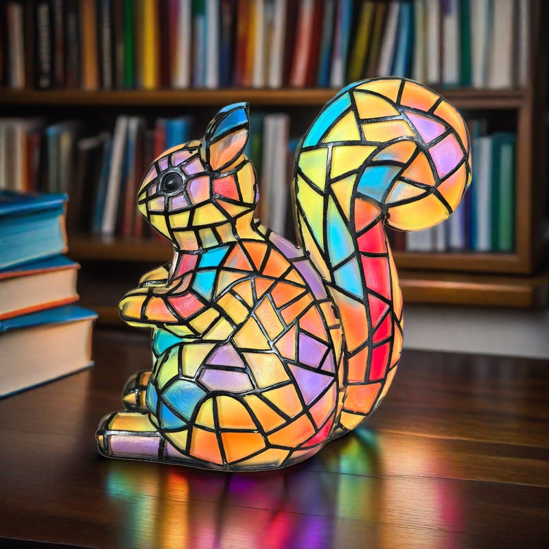 Pompon – Enchanted Squirrel Lamp in Vibrant Glass