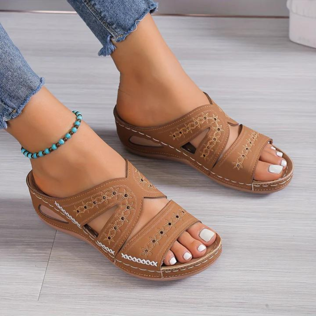 Sandy's | Orthopedic Sandals