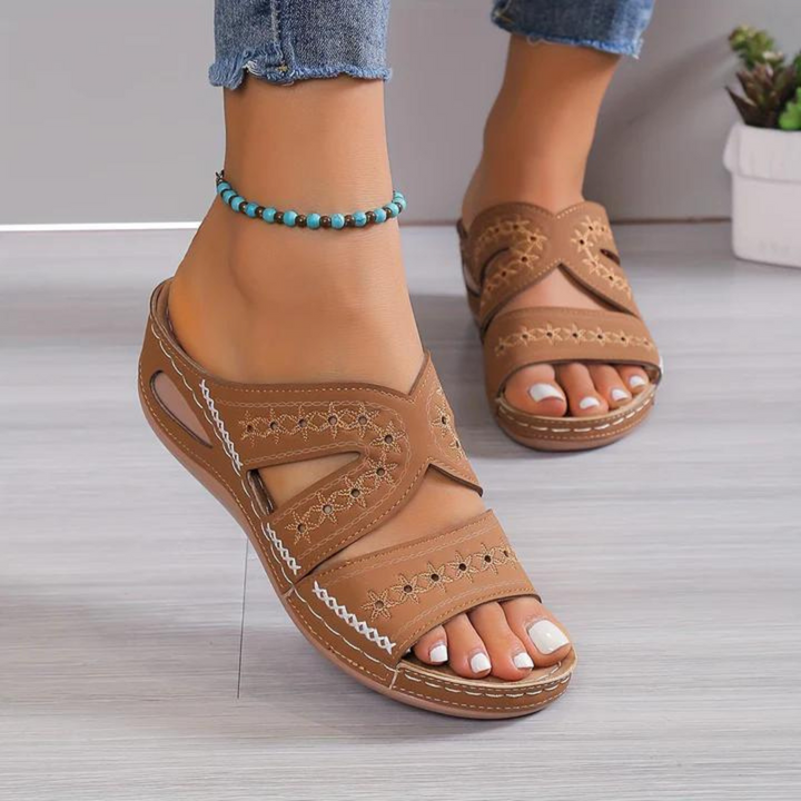 Sandy's | Orthopedic Sandals