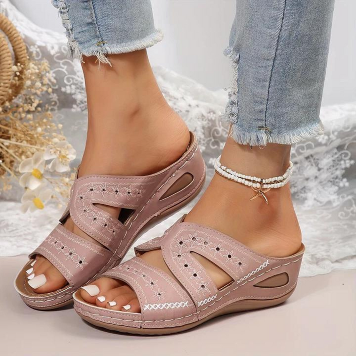Sandy's | Orthopedic Sandals