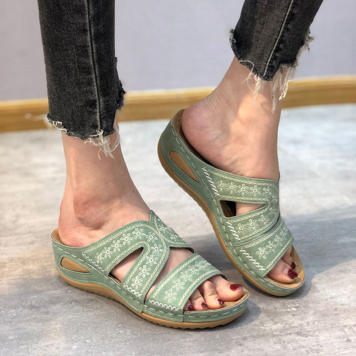 Sandy's | Orthopedic Sandals