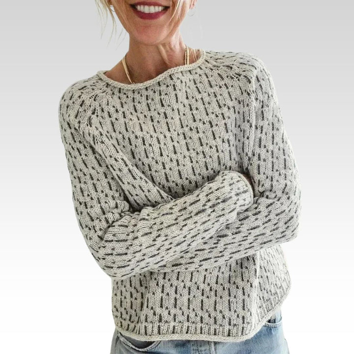 Victoria | Chic Gray Boat Neck Sweater